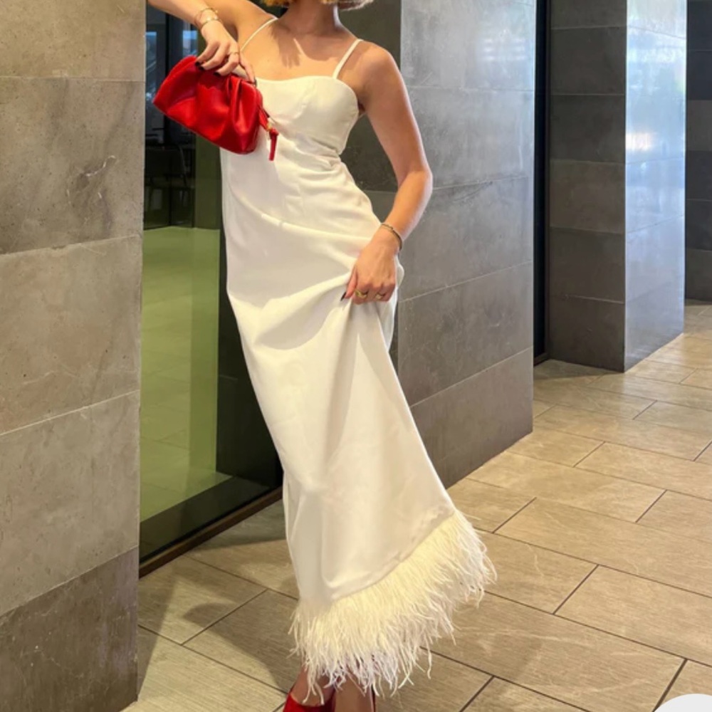 Elegant White Feather-Trim Dress